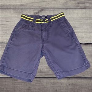 GapKids Boys Size 5 Regular Navy Cargo Shorts with built in belt